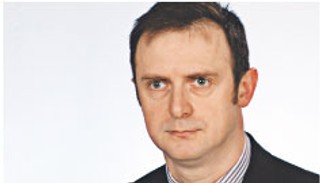 Jak prawidłowo ustalić okres zatrudnienia u danego pracodawcy