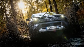 Nowa Toyota wjeżdża do salonów. Ma 196 KM i gwarancję na 1 mln km