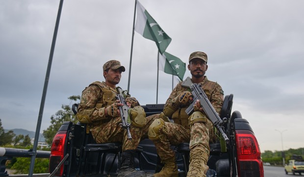 Pakistanska vojska u Islamabadu pred početak pregovora SAD i Irana