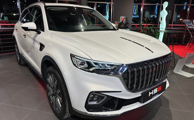Hongqi HS5