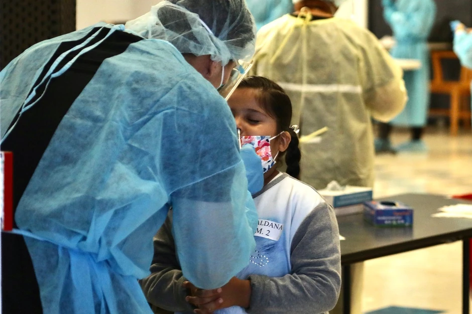 Nakon što je učiteljica ispoljila simptome, tri dana kasnije virus se proširio na učenike (foto: ilustracija)