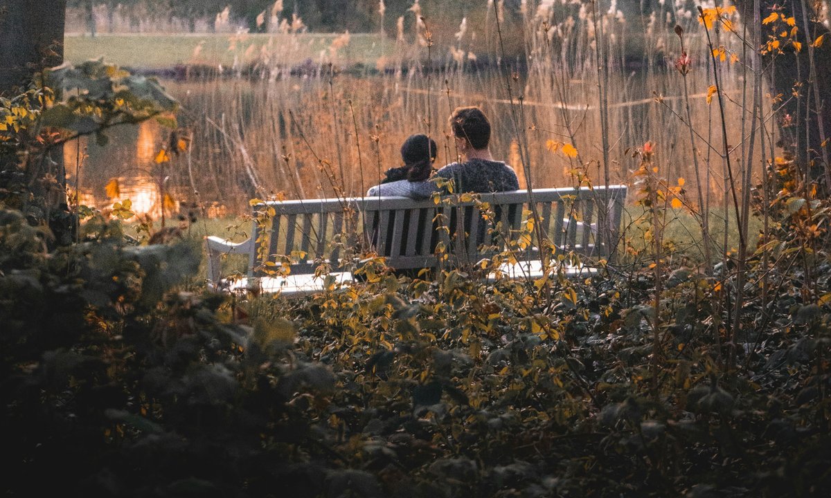 "Jesteś moim marzeniem". Love bombing niszczy psychikę ofiar