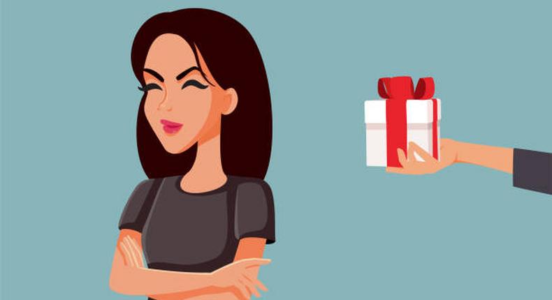 Gifts to avoid for your lovers[istockphoto]