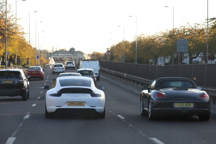 Wojciech Szczęsny i jego nowego porsche 911 carrera S