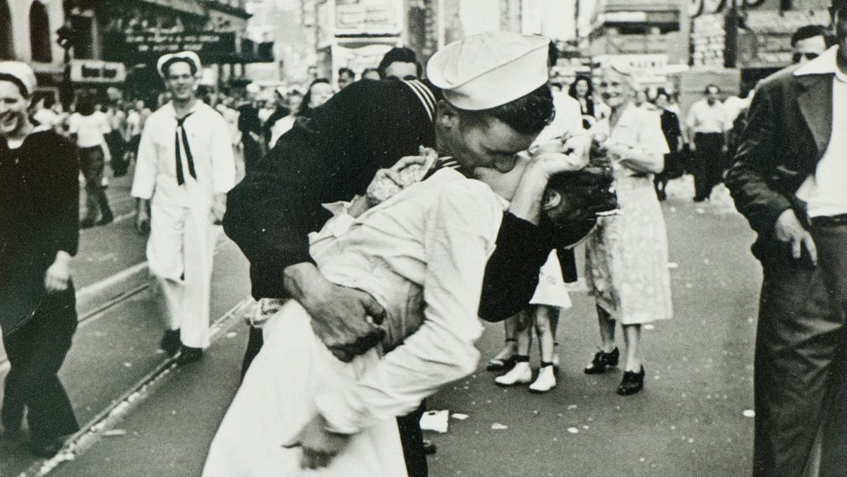 Zaklęte w kadrze: prawdziwa historia pocałunku na Times Square