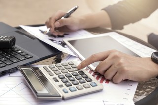 Firmy boją się split paymentu