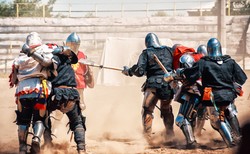 QUIZ ekstremalnie trudnych pytań z historii. Dla sporej liczby śmiałków 7/13 to Himalaje