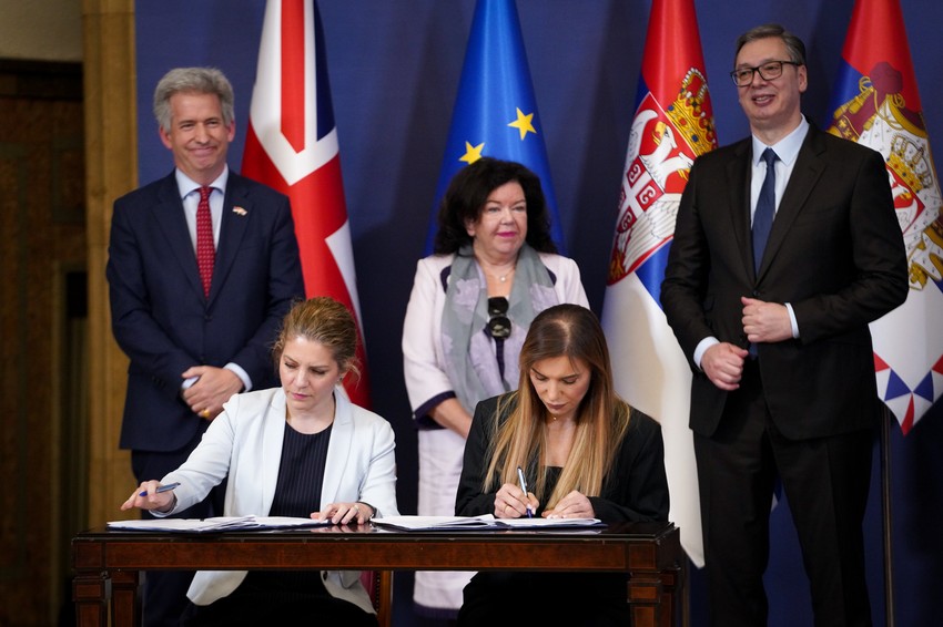 Potpisivanje ugovora za inovativne lekove za lečenje raka