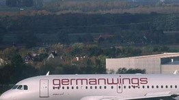 Undorító! Germanwingses áldozat rokonának adta ki magát a csaló