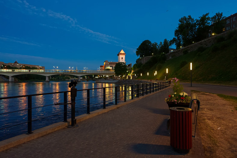 Promenada nad rzeką