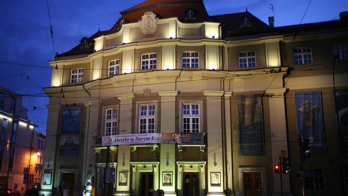 Filharmonia Krakowska inauguruje nowy sezon, który jest wyjątkowy z okazji wypadającego w tym roku jubileuszu 80-lecia Krzysztofa Pendereckiego. Dla wielkiego kompozytora zostanie także posadzony dąb na Plantach, w pobliżu Filharmonii.