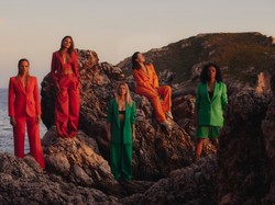 Ekipa nie do przebicia: Anna Lewandowska z przyjaciółkami w nowej kampanii kosmetyków swojej marki