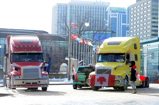 Kanada: Kierowcy tirów czwarty dzień blokują Ottawę