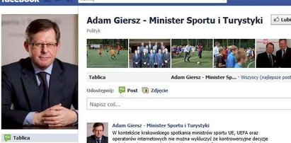 Minister insynuuje przekręt na Faceboku