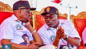 Former Governor of Rivers State, Nyesom Wike and his successor, Siminialaye Fubara. [Twitter:Chris]