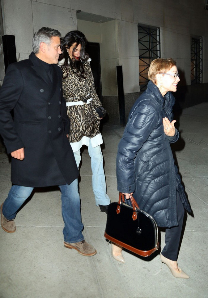George Clooney z żoną Amal i matką Niną