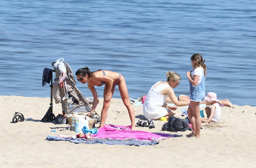 Marta Kaczyńska z byłym mężem na plaży