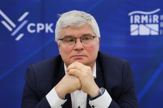 Campus Polska i firma Dawtona. Politycy KO milczą ws. finansowania wydarzenia