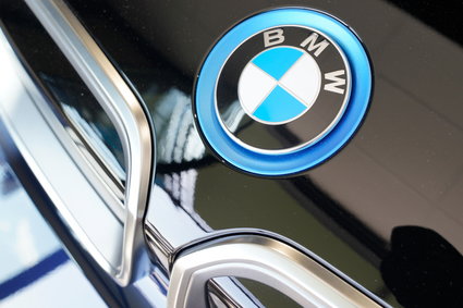 BMW chce sprzedać milion e-aut do 2021 r. CEO zapewnia: diesle nie są w odwrocie