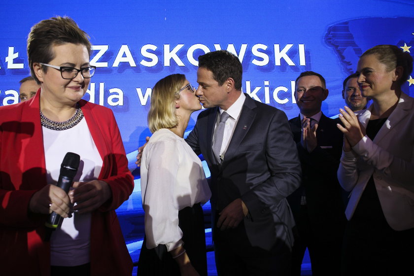 Minister Szumowski krytykuje Trzaskowskiego za zbyt wczesne zbieranie podpisów
