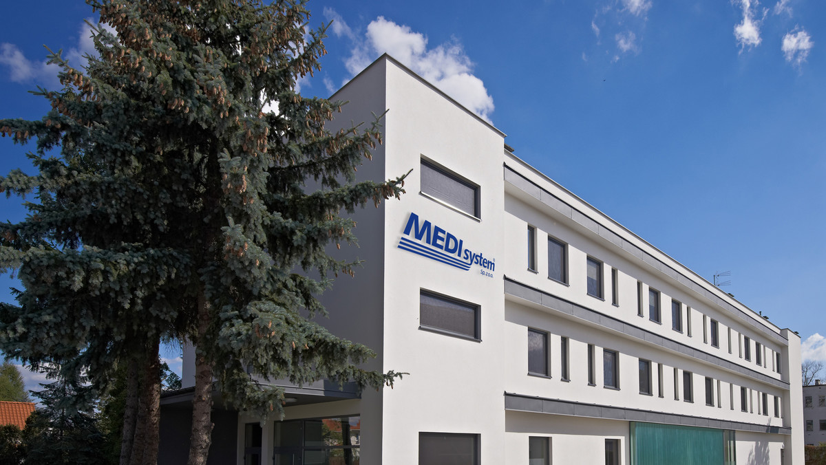 MEDI-system otworzył największy w kraju ośrodek dla osób wymagających wentylacji respiratorem. Ośrodek Wentylacji Respiratorem Konstancja dysponuje 60 łóżkami. Placówka mieści się w Konstancinie. MEDI-system opiekuje się pacjentami wentylowanymi mechanicznie oraz osobami w śpiączce od 2003 roku i jest największą i najbardziej doświadczoną w tym zakresie firmą medyczną w Polsce.