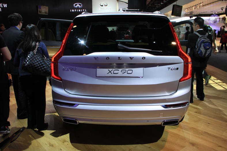 Volvo XC90 (Detroit 2016)