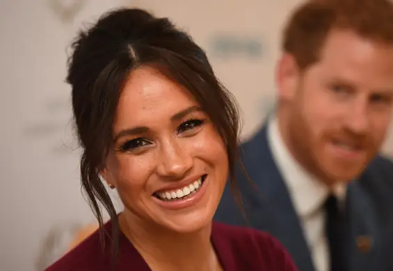 Meghan Markle odwiedza cukiernię, która działa na rzecz kobiet - księżna promienieje