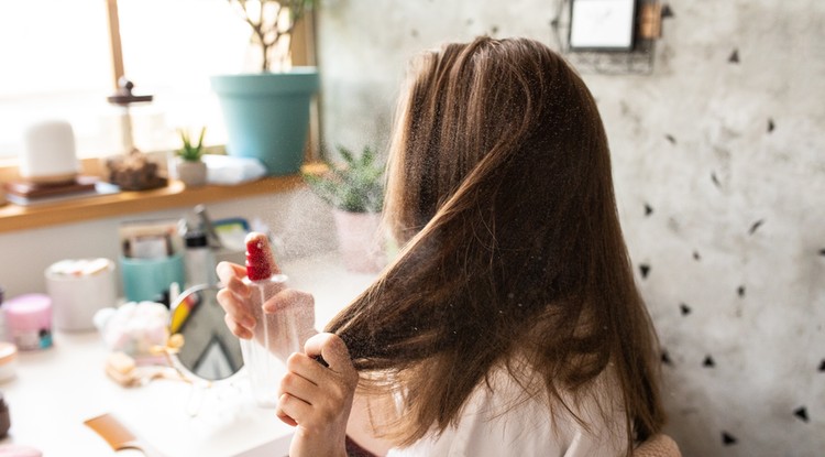 10 hihetetlen tipp, mire használhatod a hajlakkot - kiskegyed.hu