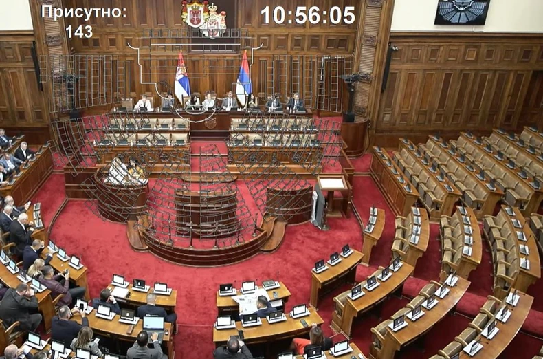 Poslanici većine opozicionih stranaka ne učestvuju u današnjem glasanju u Skupštini Srbije