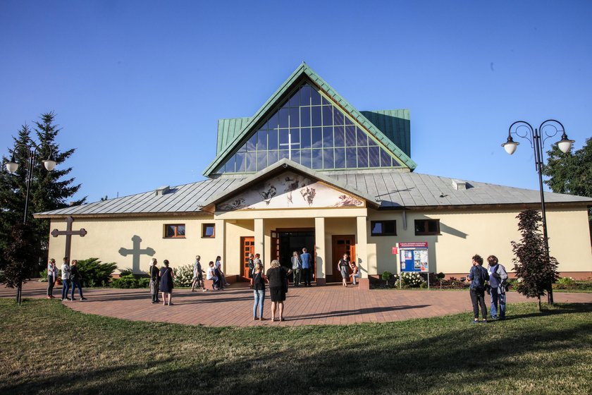 Przejmujące sceny w Grodzisku Mazowieckim. Msza święta w intencji Dawidka