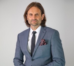 Staż na życzenie. Studenci medycyny wybiorą, czy chcą od razu leczyć, czy jeszcze się podszkolić [WYWIAD]