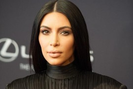 KIM KARDAŠIJAN OPSEDNUTA BJANKOM Iskopirala njene gole slike, a sad KUJE PLAN kako da je spasi iz kandži Kanjea Vesta: "Vidi sebe u njoj, ona je pre sve isto to radila"