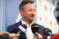 W polskich skokach pojawiło się kilka 'perełek'. Adam Małysz wymienił nazwisko jednej z nich