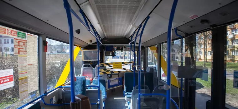 Kierowca autobusu wzbudził podejrzenia pasażerów. Prawda okazała się szokująca