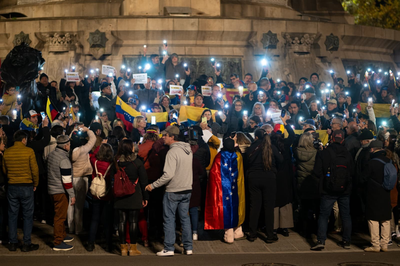 Amenazas de muerte: la Nobel María Corina Machado viaja a Oslo