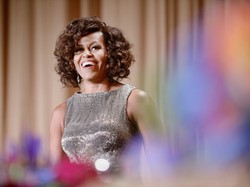 Ciało się wylało: Michelle Obama pokazała więcej, niż powinna