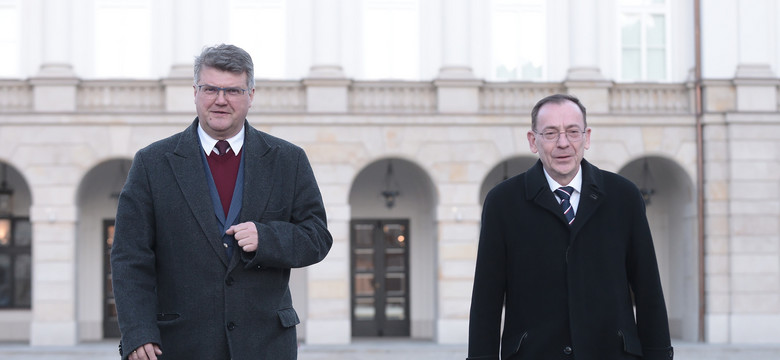 Zaskakujące ruchy PKW. "Mają na maksa przeciągać sprawę Kamińskiego i Wąsika. Żeby ją rozmydlić"