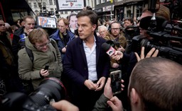 Premier Holandii: Prezydent Turcji powinien zaprzestać prowokacji