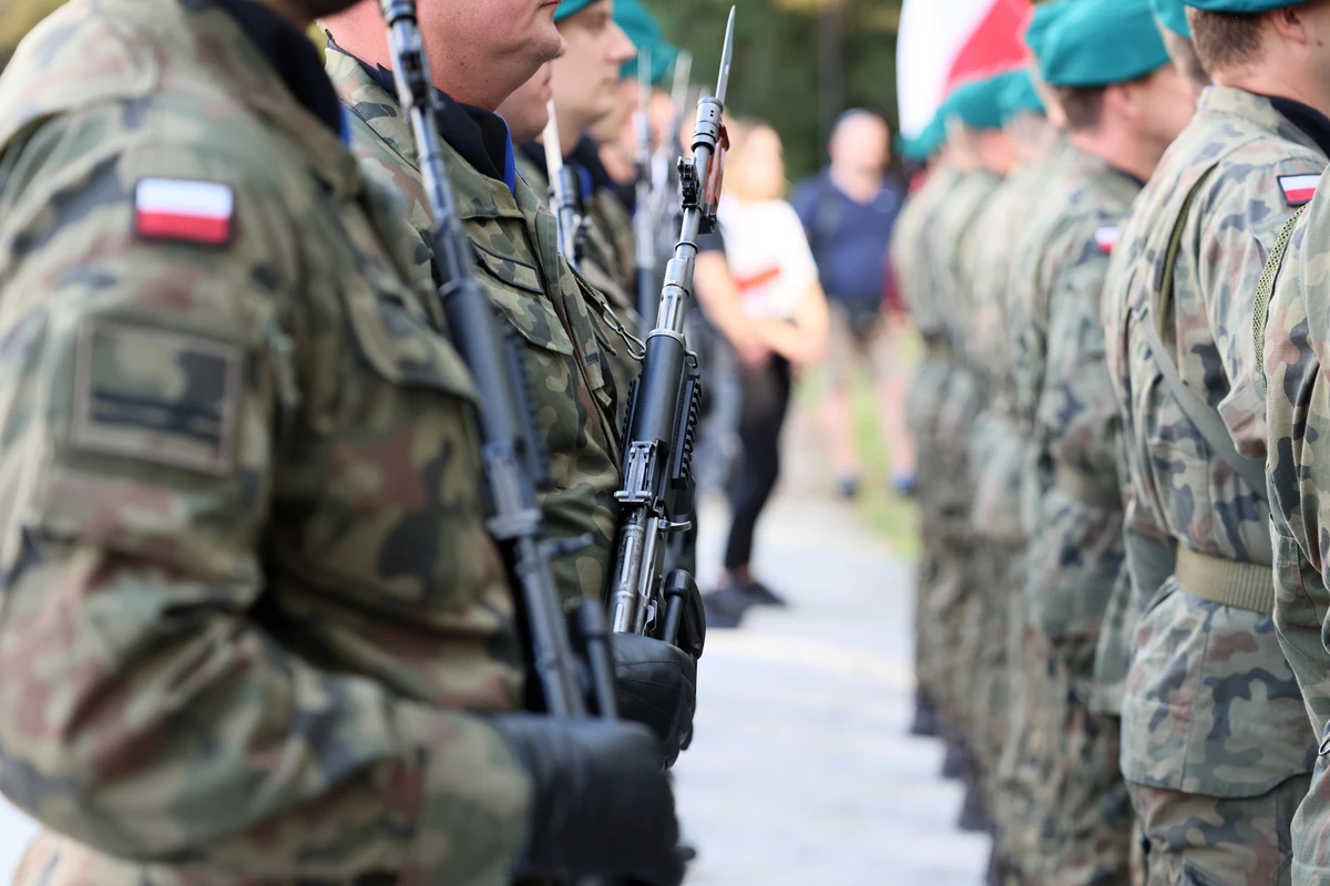 Rekordowe podwyżki w wojsku. Oto stawki uposażenia żołnierzy 2025