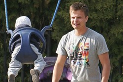 Zobacz, jak mąż Kasi Cichopek opiekuje się synem. Wzorowy tata!