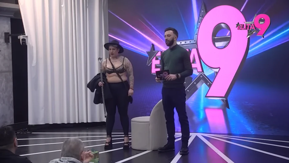 Matora u čipkanom brusu