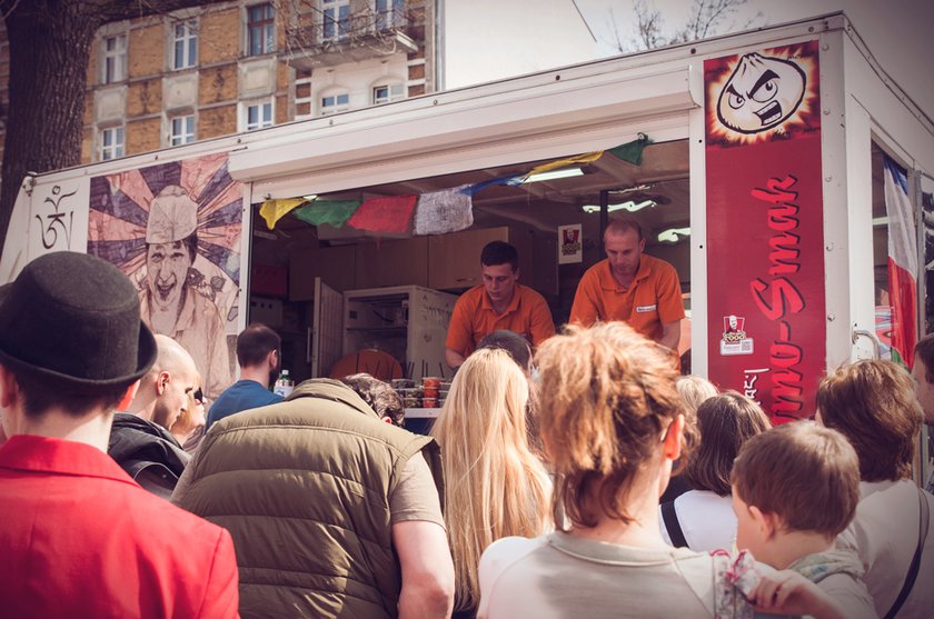 Food Trucki przed Galerią Łódzką