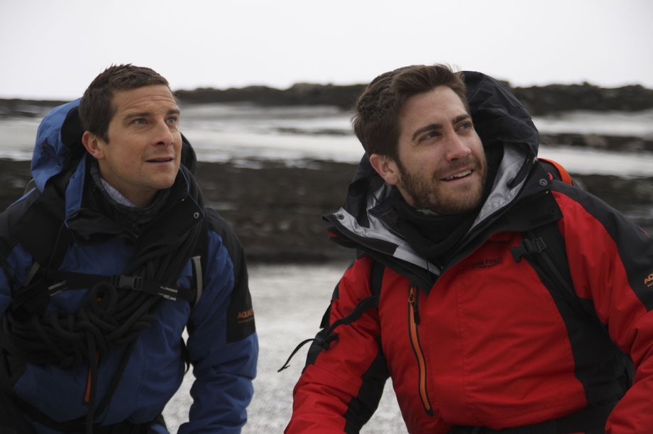 Jake Gyllenhaal w programie Beara Gryllsa, gwiazdy kanału Discovery Channel