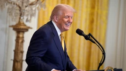 trump zawarł „potężną umowę” handlową. 550 mld dol. inwestycji