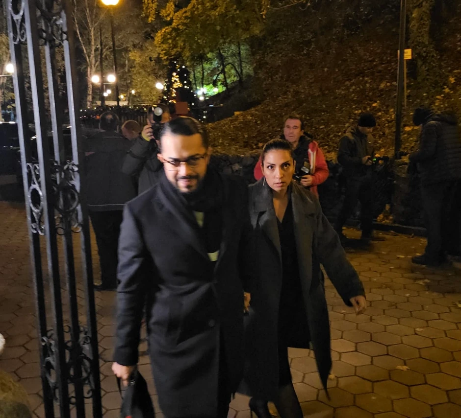 Adil Maksutović sa ženom