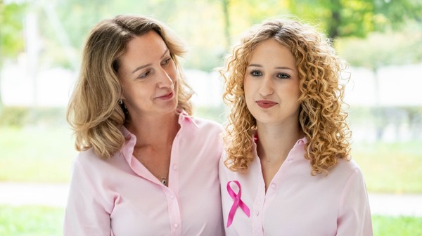 Inicjatorka akcji Mia po prawej stronie