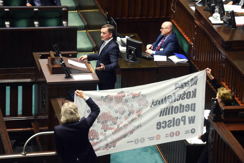 Awantura w Sejmie. Pokłócili się o pedofilię