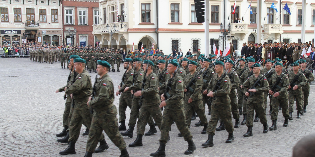 Podczas uroczystości patriotycznych zaprezentuje się wojsko