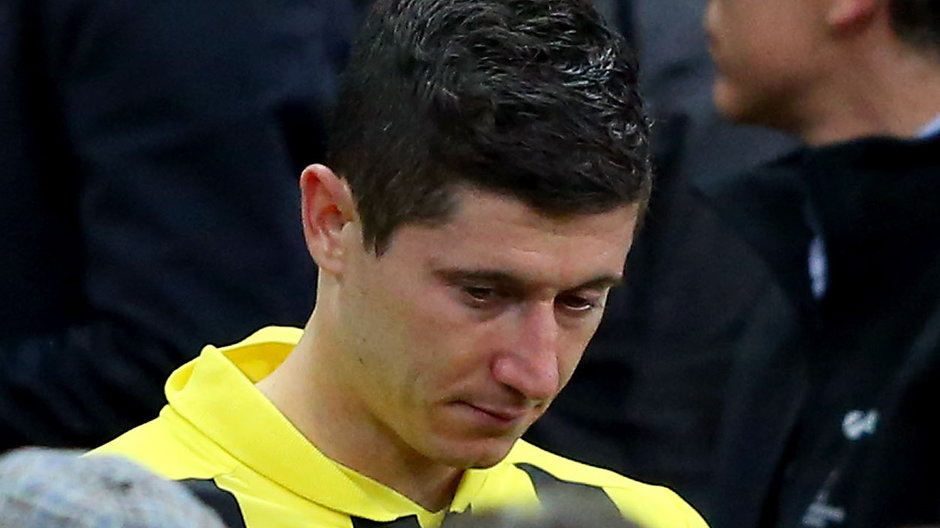 Robert Lewandowski zapłakany po finale Ligi Mistrzów