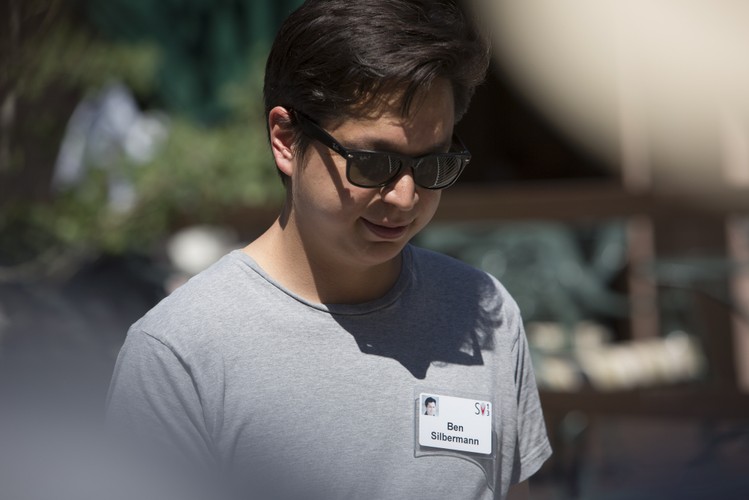 <b>Ben Silbermann</b>
<br>
<br>Obecnie: Pinterest - współtwórca
<br>
<br>Google: dział sprzedaży